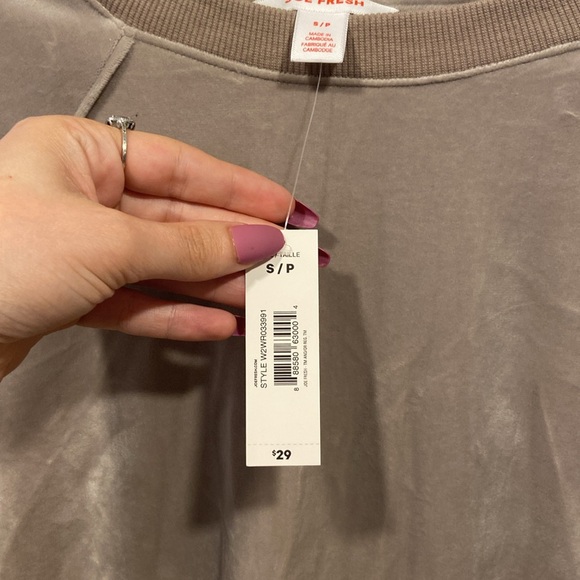 Valour matching set top - Picture 3 of 6